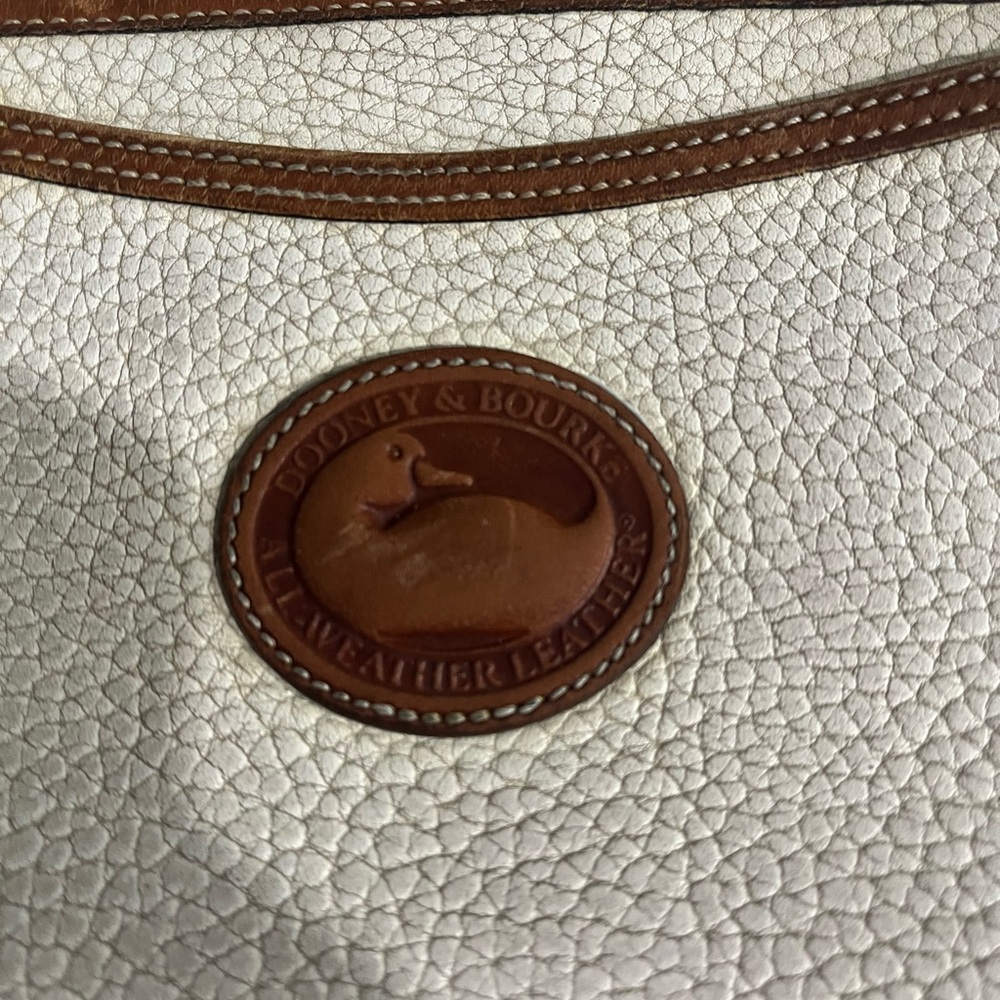 Dooney & Bourke White and Brown Leather Crossbody Bag - Picture 3 of 5